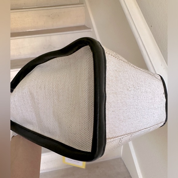 Marc Jacobs The Tote Bag - Medium - NWT - Rare - Picture 8 of 13